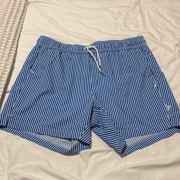 men’s swim trunks - Picture 1 of 3